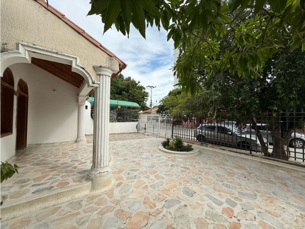 Arriendo casa comercial de esquina en El Prado, SMR - 5