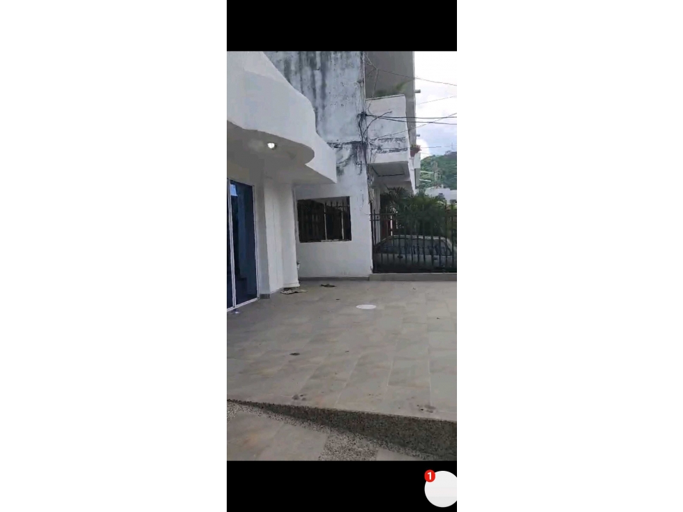 ARRIENDO CASA COMERCIAL EN EL PIE DE LA POPA