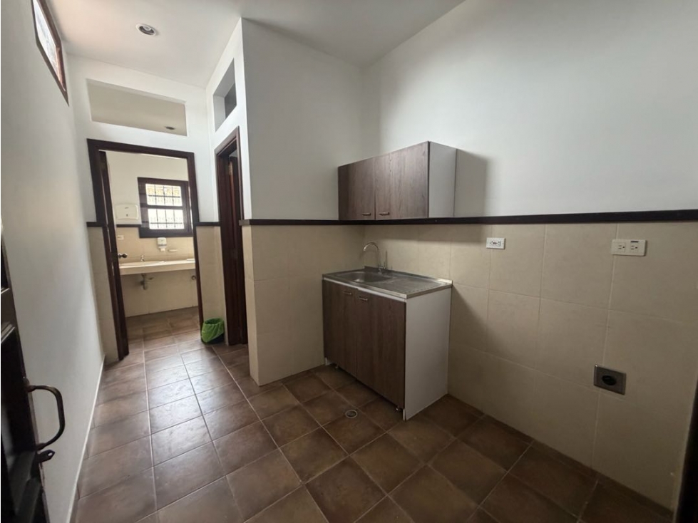 Arriendo Casa Comercial en la Circunvalar Pereira - 5