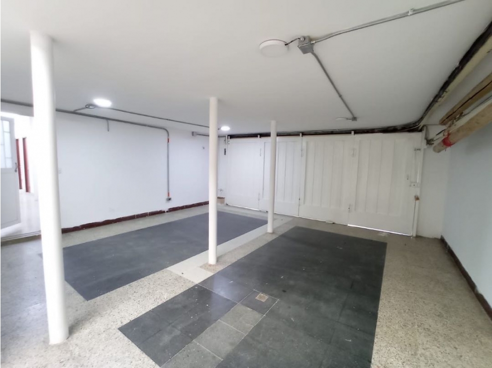 Arriendo Casa Comercial en Medellin sector Estadio — foto 3