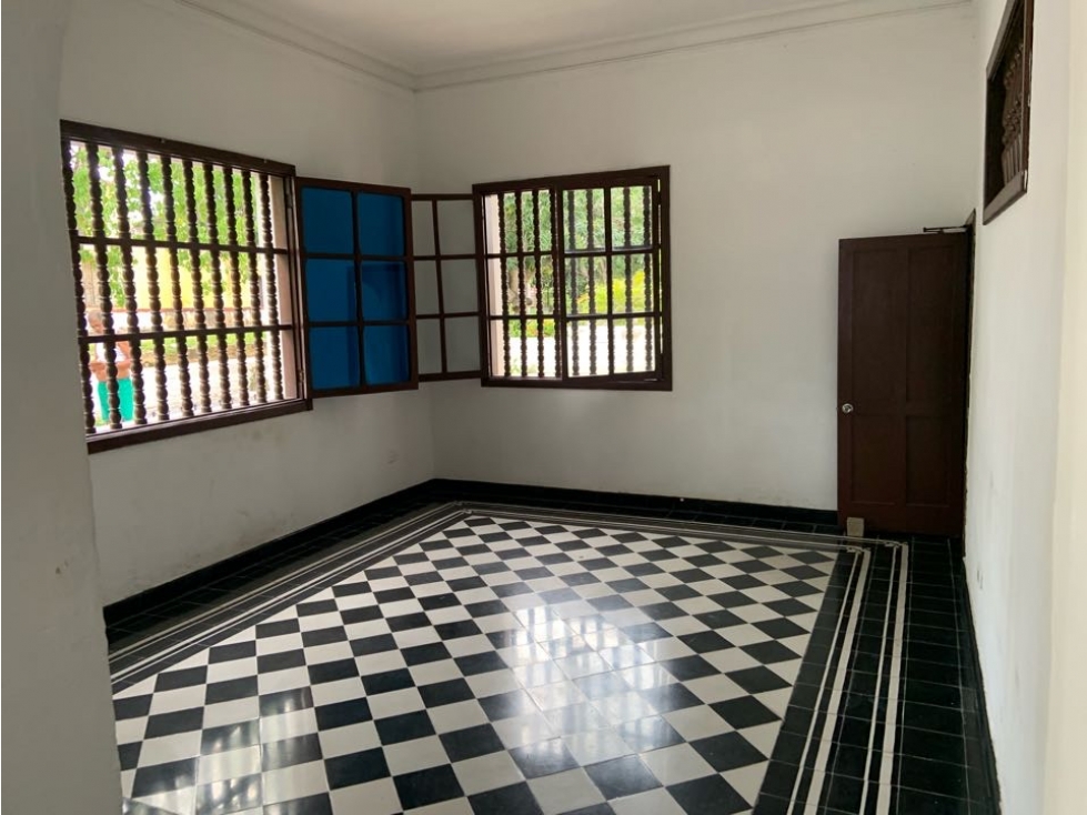 ARRIENDO CASA COMERCIAL ESQUINA - 5
