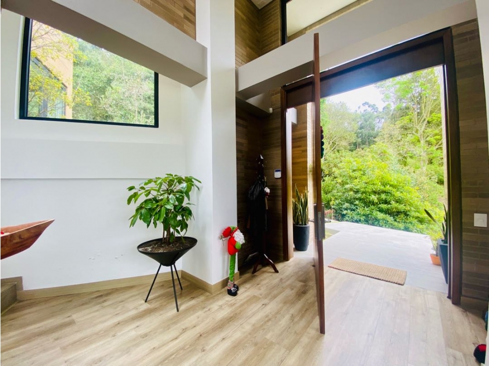 VENDO CASA DE 389M2 Y LOTE INDEPENDIETE EN CONJUNTO CERRADO — foto 2