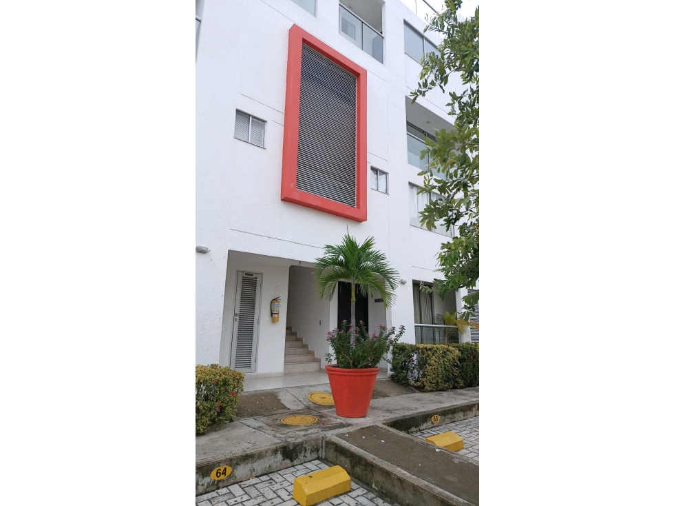 ARRIENDO/VENDO CASA DE 3 NIVELES SANTORINI TOWN HOUSES - 1