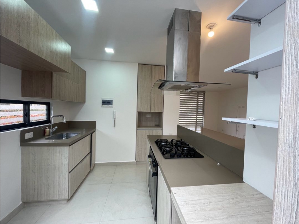 Arriendo casa de dos niveles campestreen cajica. - 2