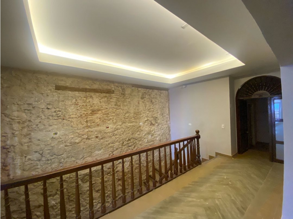 ARRIENDO CASA EN EL CENTRO HISTÓRICO - 4