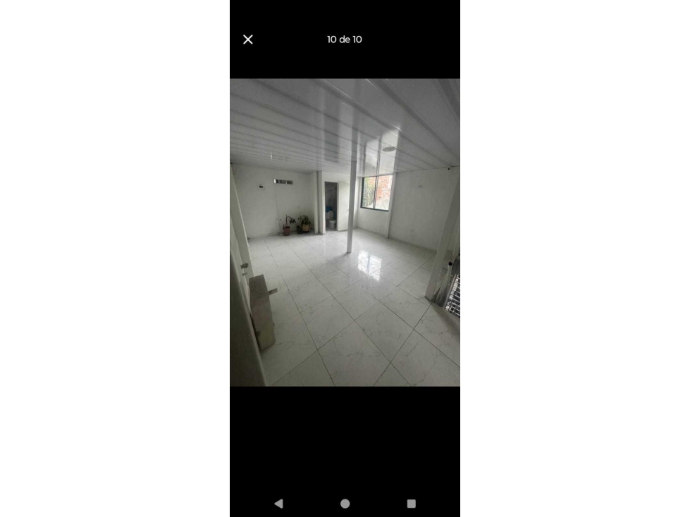Arriendo casa en laureles uso comercial dos niveles