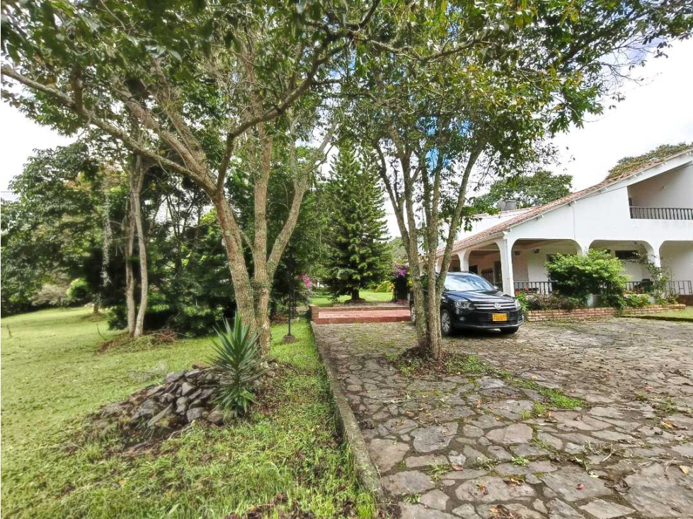 Arriendo casa campestre en Machetá, cerca al pueblo - 1