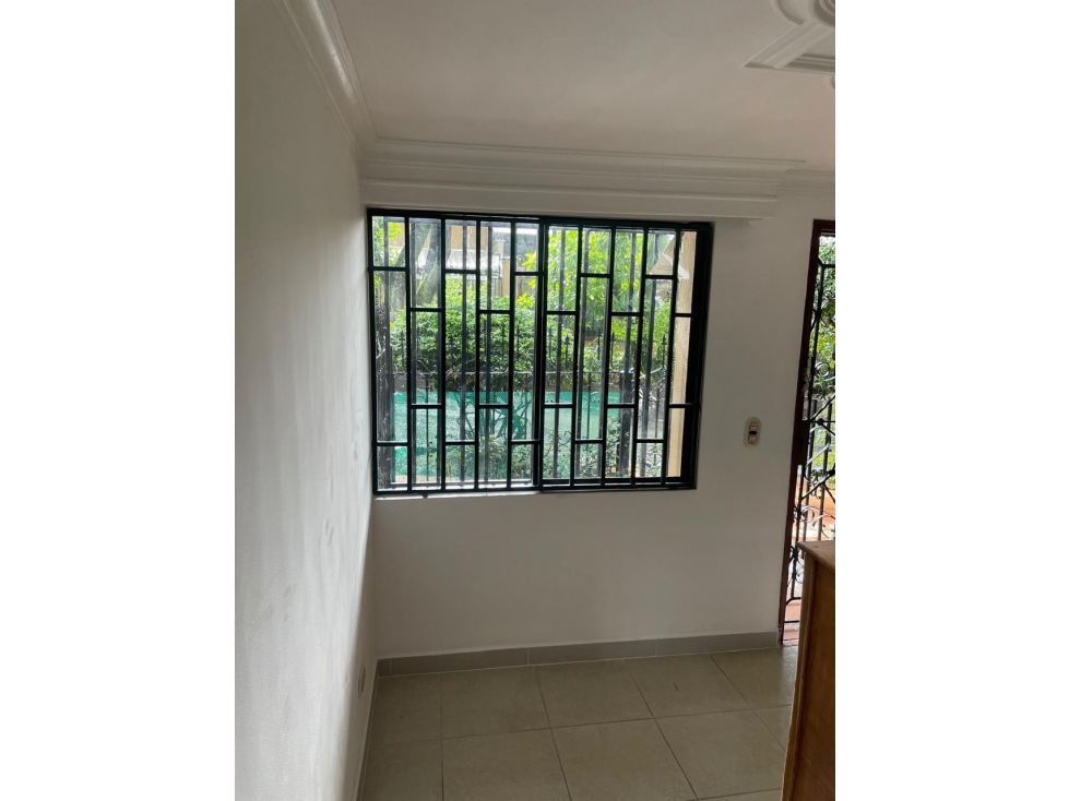 ARRIENDO CASA EN SABANETA PARTE BAJA — foto 6