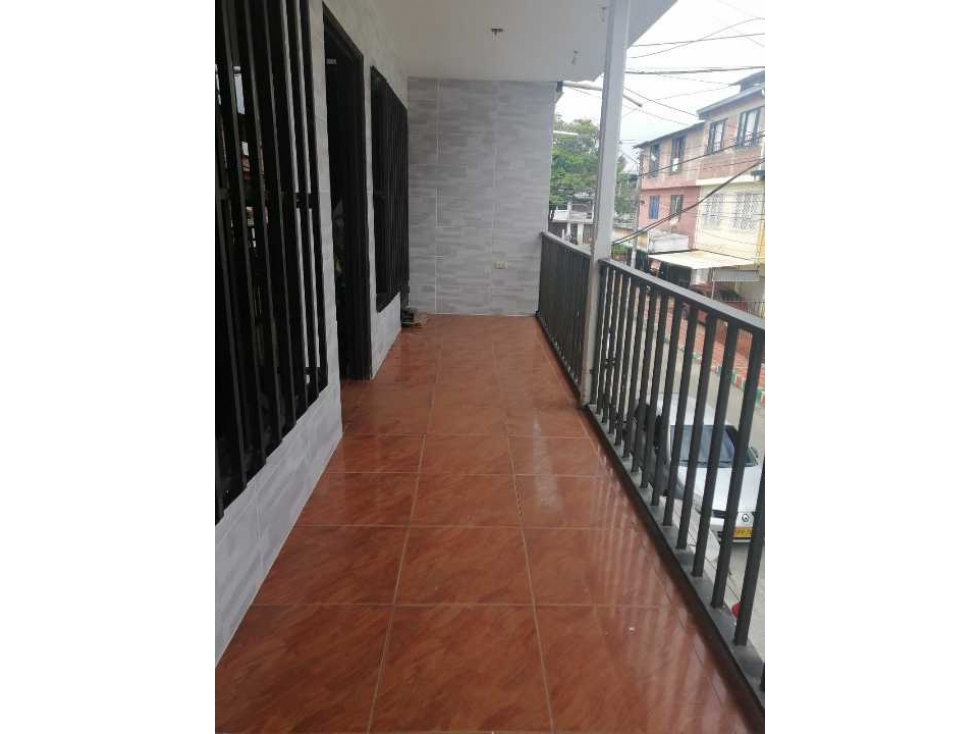 Arriendo casa en Sachamate en un segundo piso. - 2