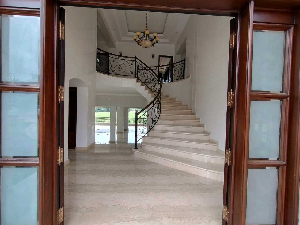 VENDO CASA MONTE REAL/RUITOQUE CONDOMINIO/ - 2