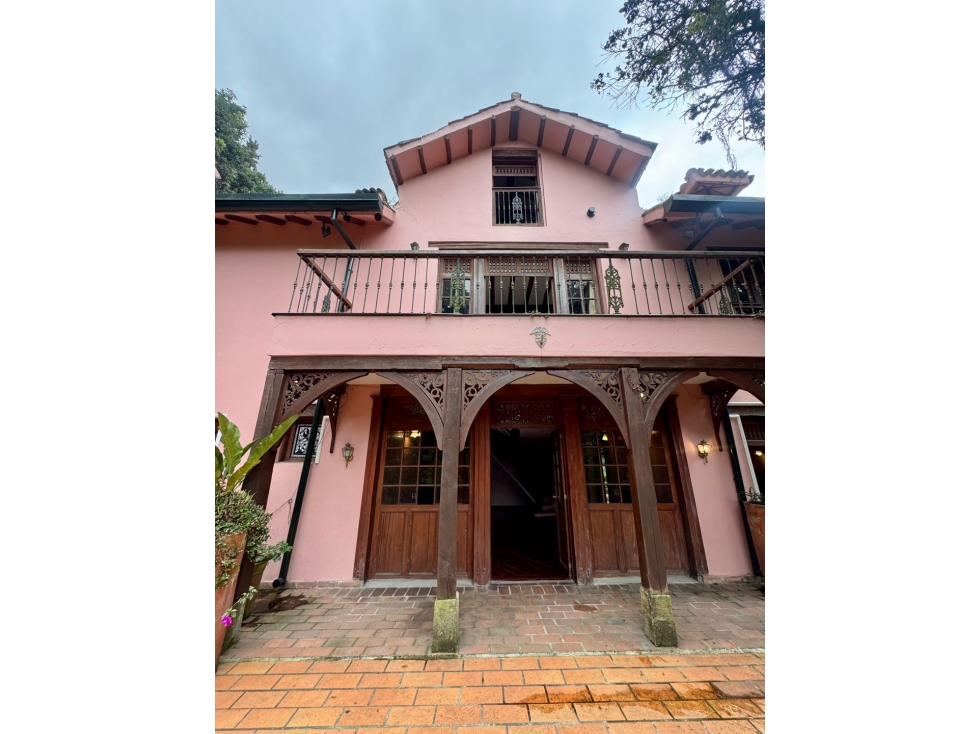 Arriendo casa única tipo finca en Cerros de Suba, conjunto cerrado