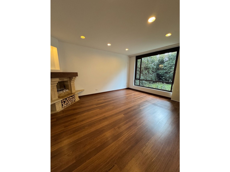 Arriendo casa remodelada Santa Ana Oriental con amplio jardin — foto 4