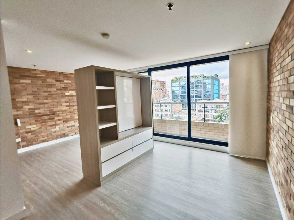 Arriendo Chapinero 1 alcoba 1 garaje balcón gimnasio Coworking — foto 4