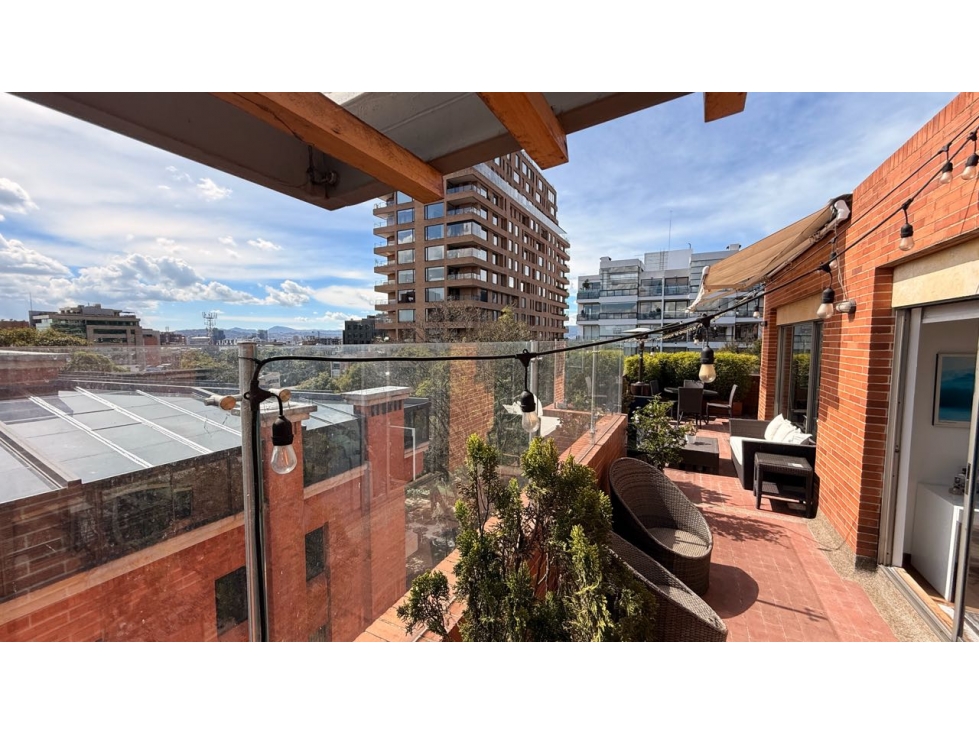 ARRIENDO CHICO R APTO 208mts + 60T. $15.8 M — foto 5