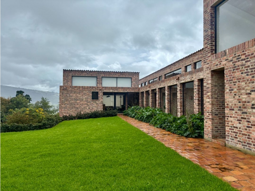 Arriendo. Conjunto La Selva. 4 habs. 270mts. vista!! — foto 3