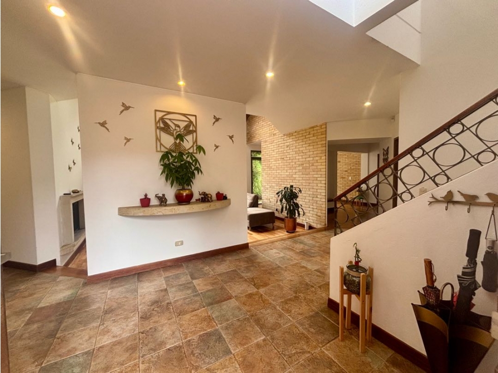 Arriendo. Conjunto Teusaca la Calera. 480mts. 5 habs.
