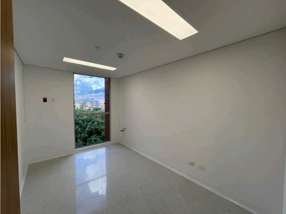 Arriendo consultorio para estrenar sector la america,en todo el rompoy — foto 3