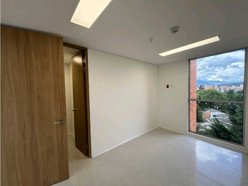 Arriendo consultorio para estrenar sector la america,en todo el rompoy — foto 6