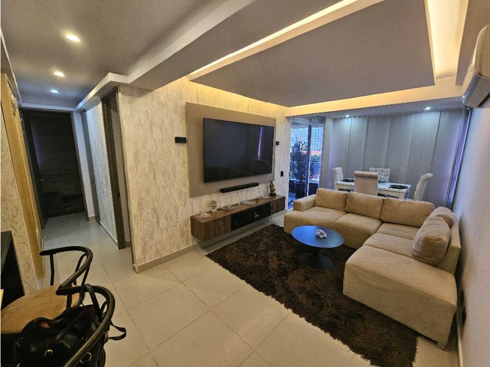 ARRIENDO DE APARTAMENTO AMOBLADO EN CASTELLANA