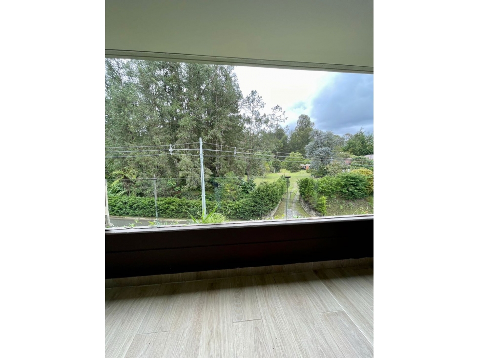 Arriendo de apartamento en el Retiro excelente ubicación muy central