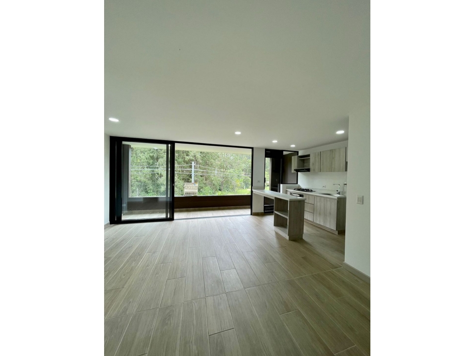 Arriendo de apartamento en el Retiro excelente ubicación muy central — foto 4
