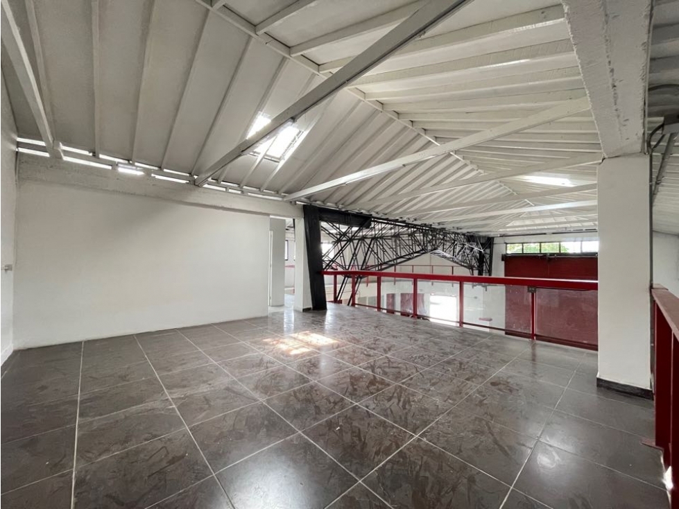 ARRIENDO DE LOCAL EN MEDELLÍN — foto 5