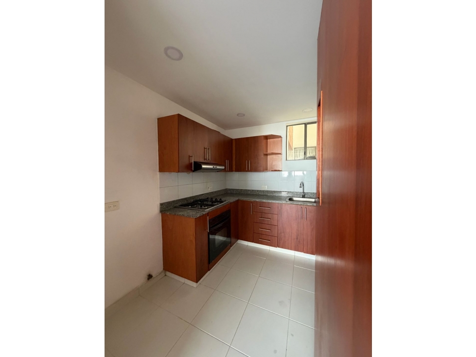 Arriendo directo Oviedo Medellín — foto 2