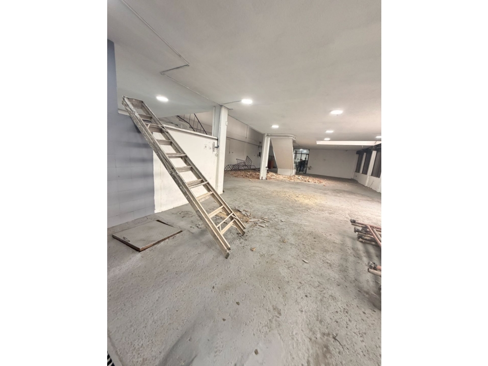 ARRIENDO EDIFICIO COMERCIAL- VENECIA BOGOTA - 3