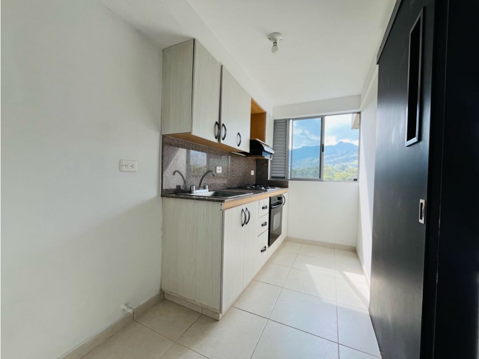 Arriendo en la Castellana — foto 5