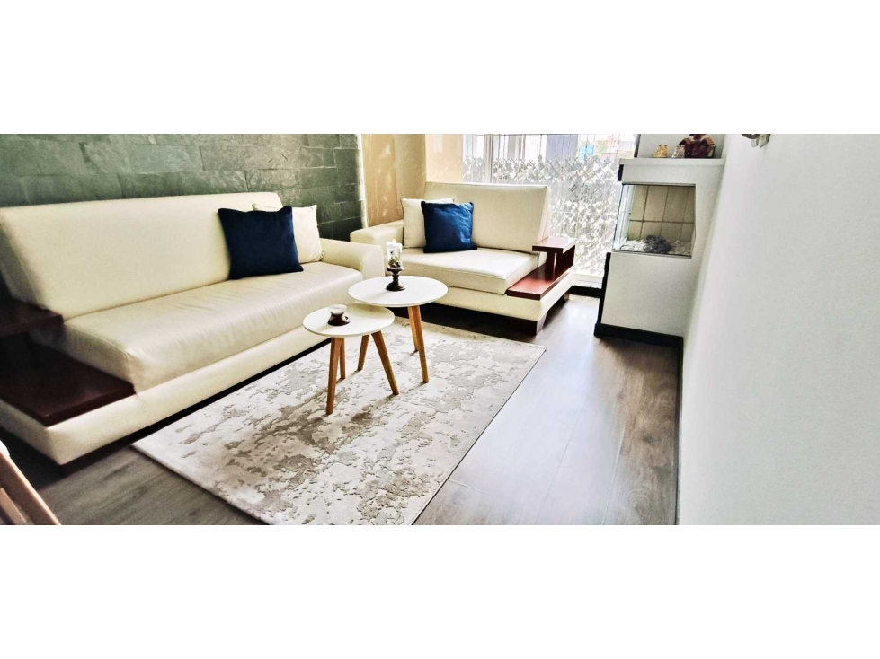 Vendo Santa Bárbara 2 alcobas 2 baños balcón — foto 4