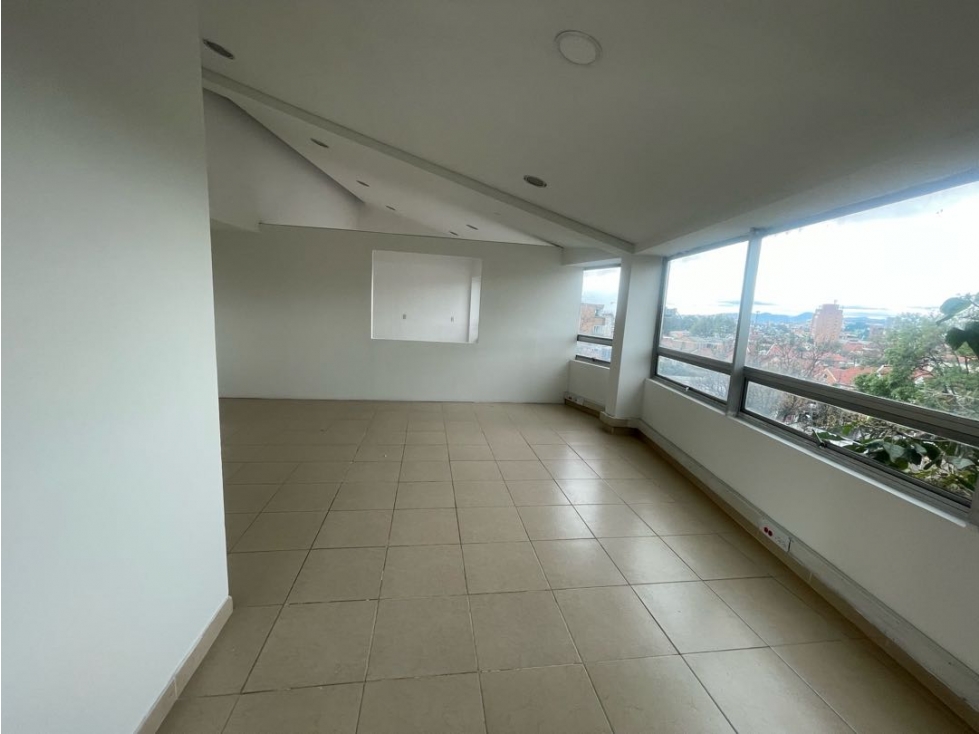 Arriendo oficina Chapinero + 67 con 11+ 167 mts2 — foto 5