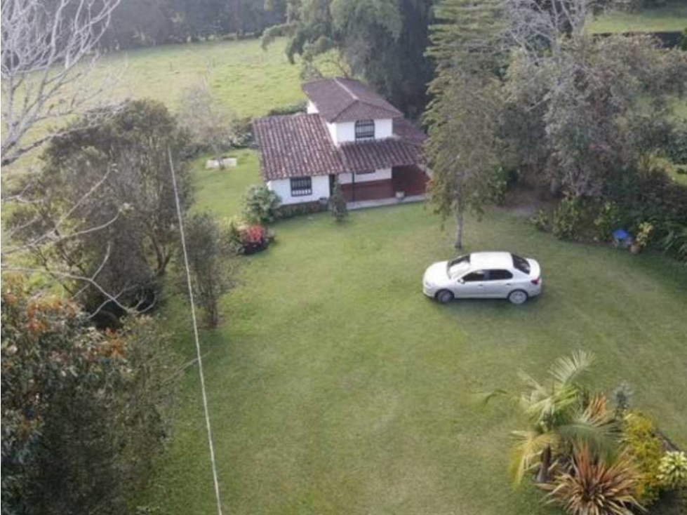 VENDO FINCA EN CABECERAS RIONEGRO