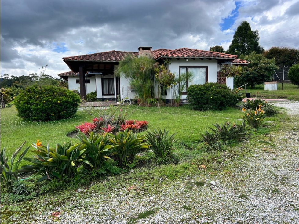 Casa en la ceja - Unidad cerrada