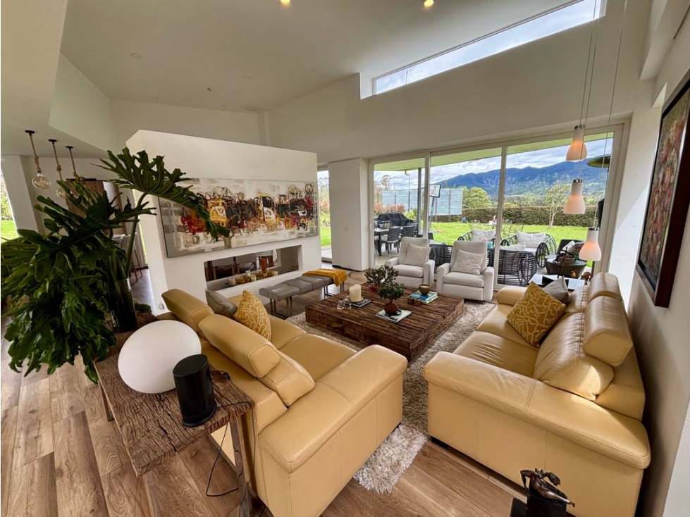 Arriendo Hacienda La Selva. 400mts. 3 habs. Estudio. Estar. Vista! - 3