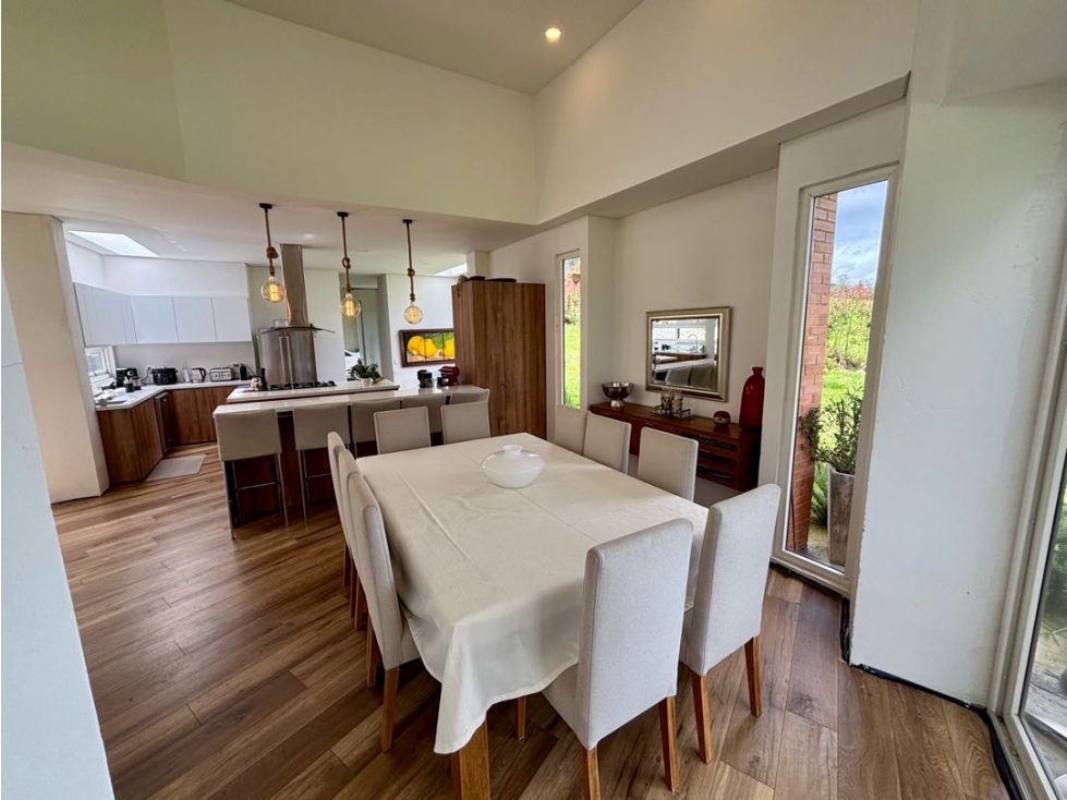 Arriendo Hacienda La Selva. 400mts. 3 habs. Estudio. Estar. Vista! - 6