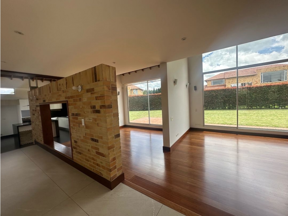 ARRIENDO HERMOSA CASA - 6