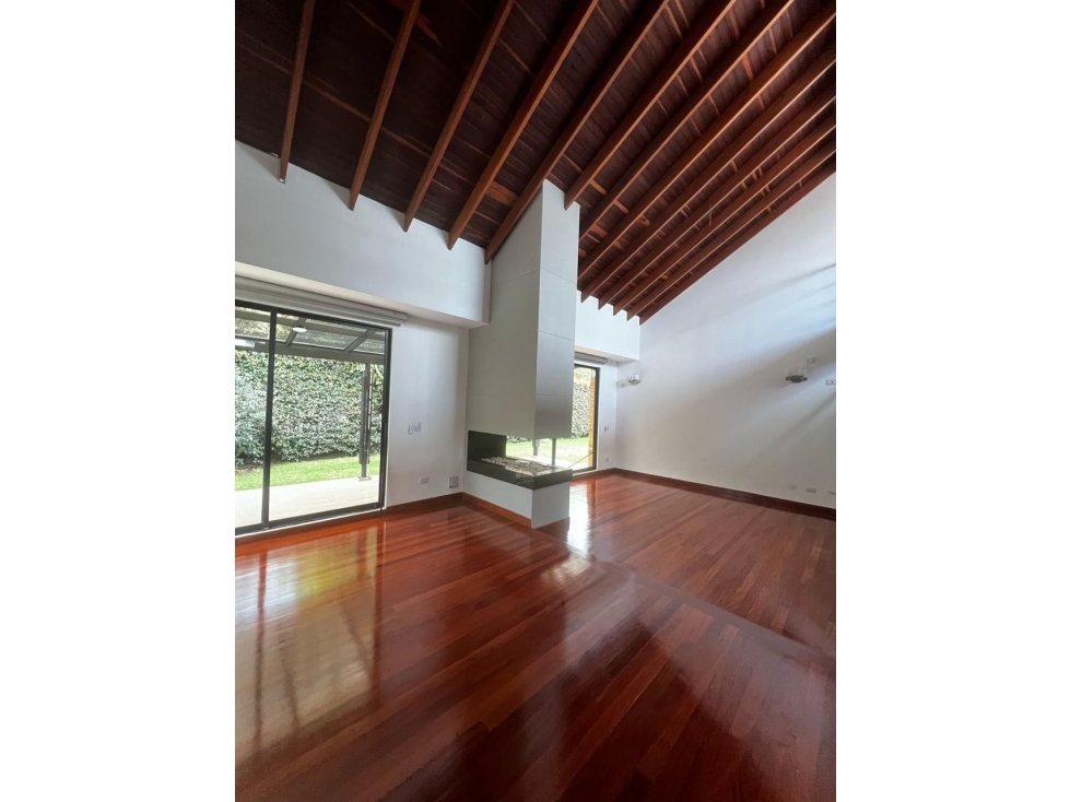 ARRIENDO HERMOSA CASA - 5