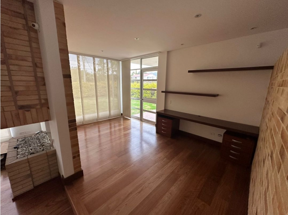 ARRIENDO HERMOSA CASA EN EXCLUSIVO CONJUNTO DE CAJICA — foto 5