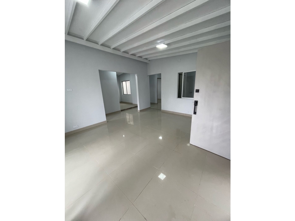 ARRIENDO HERMOSA Y AMPLIA CASA CON ACABADOS DE LUJO EN BELÉN