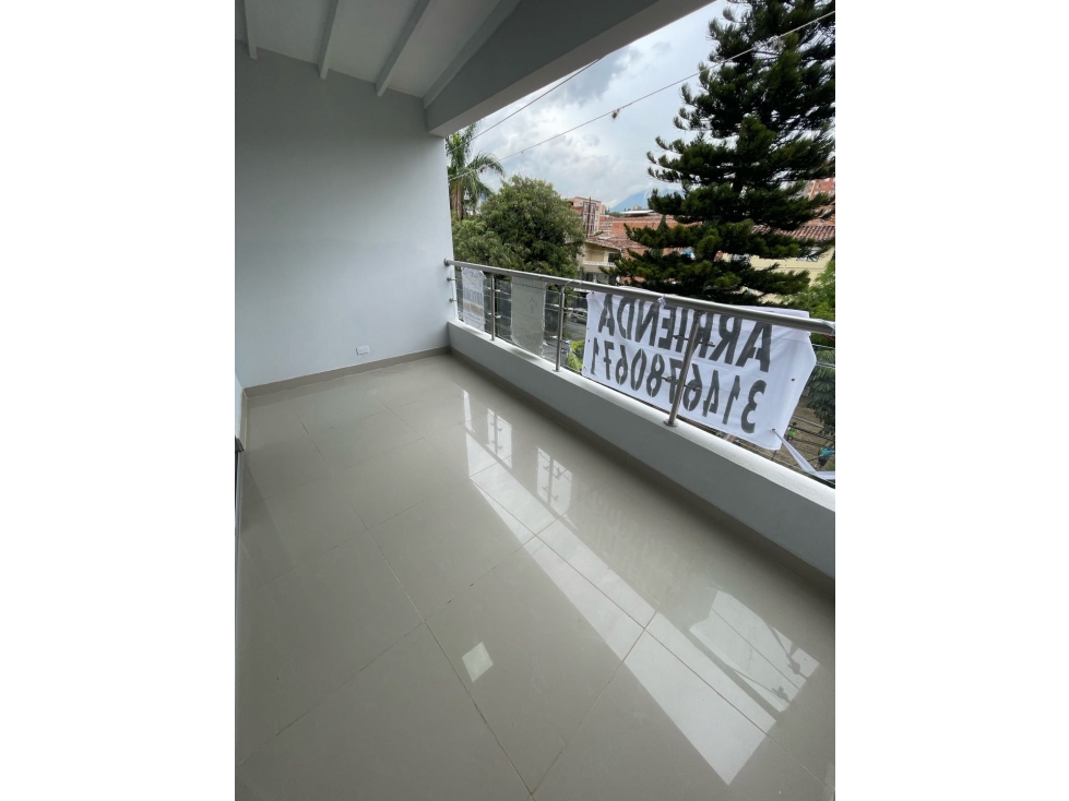 ARRIENDO HERMOSA Y AMPLIA CASA CON ACABADOS DE LUJO EN BELÉN — foto 3