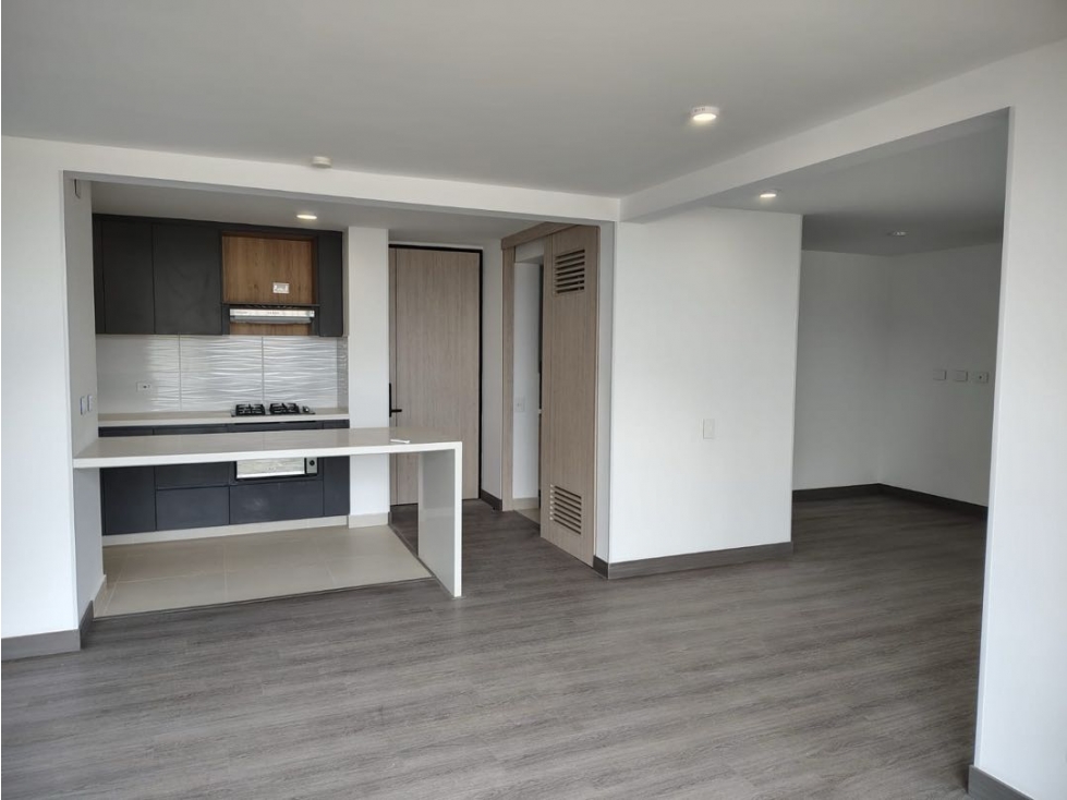 ARRIENDO HERMOSO APARTAMENTO