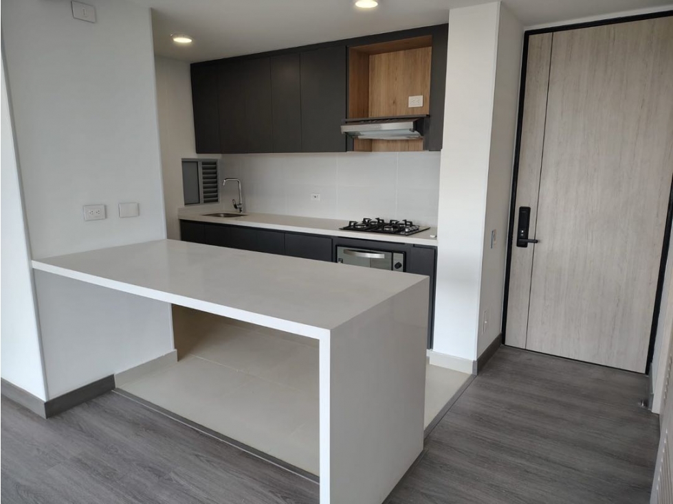 ARRIENDO HERMOSO APARTAMENTO — foto 2