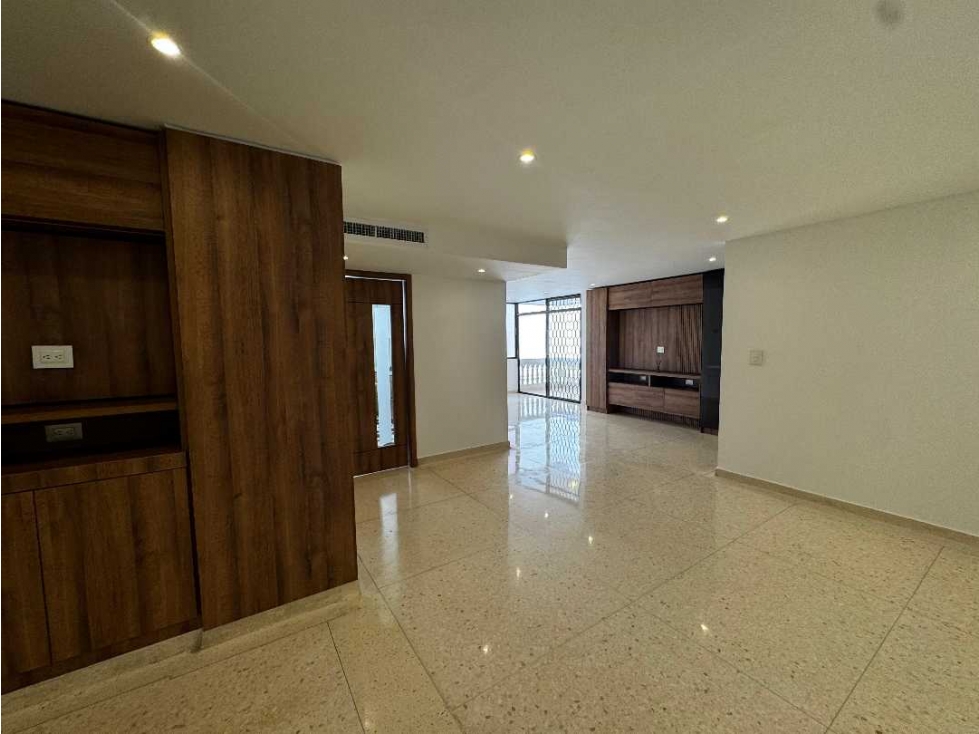 ARRIENDO HERMOSO APARTAMENTO ALTO PRADO