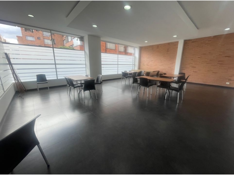 Arriendo hermoso apartamento BELMIRA Bogota con Balcón - 4