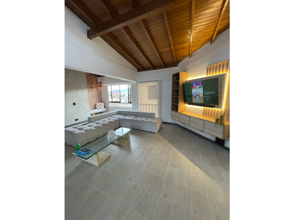 ARRIENDO HERMOSO APARTAMENTO CON O SIN AMOBLAR EN LAURELES
