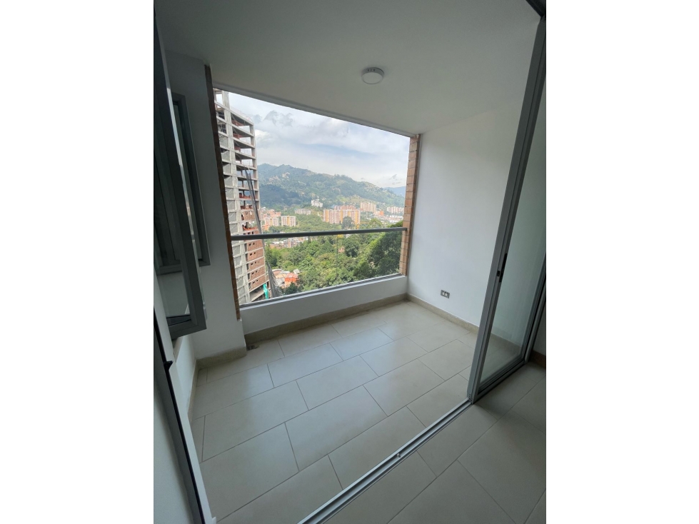 ARRIENDO HERMOSO APARTAMENTO EN ENVIGADO — foto 6