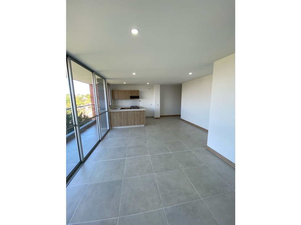 ARRIENDO HERMOSO APARTAMENTO EN RIONEGRO ANTIOQUIA SECTOR LOS COLEGIOS — foto 2