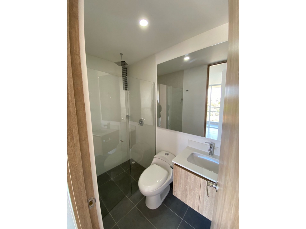 ARRIENDO HERMOSO APARTAMENTO EN RIONEGRO ANTIOQUIA SECTOR LOS COLEGIOS — foto 5