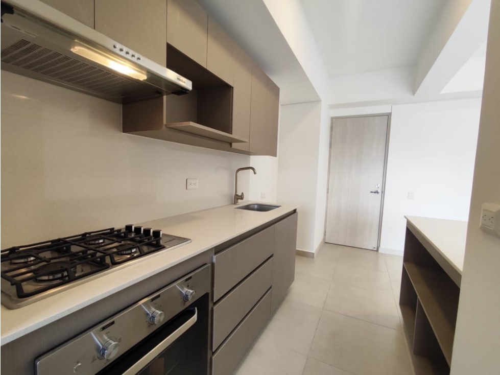 ARRIENDO HERMOSO APARTAMENTO NUEVO EN ENVIGADO — foto 5