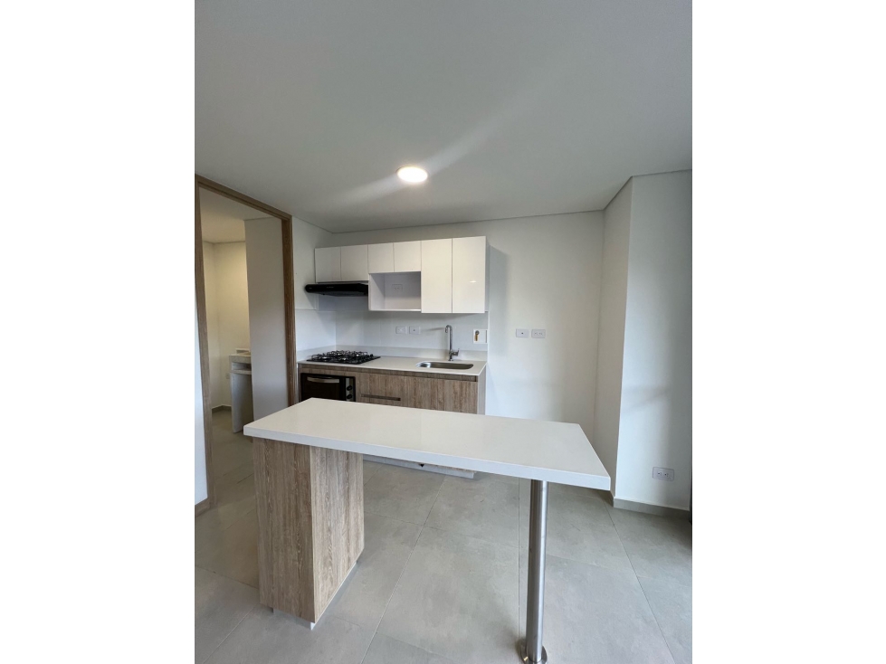 ARRIENDO HERMOSO APARTAMENTO PARA ESTRENAR SABANETA PISO # 25 — foto 2